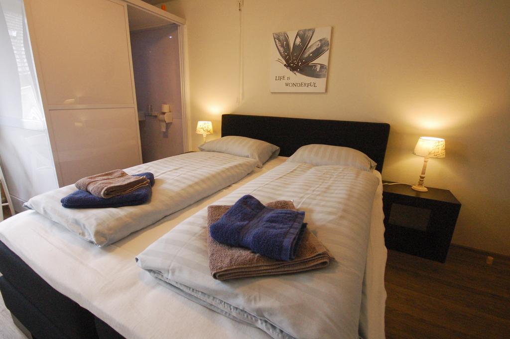 Bed & Breakfast De Pegel Thorn Δωμάτιο φωτογραφία